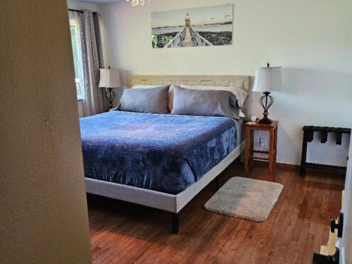 Lighthouse King bed